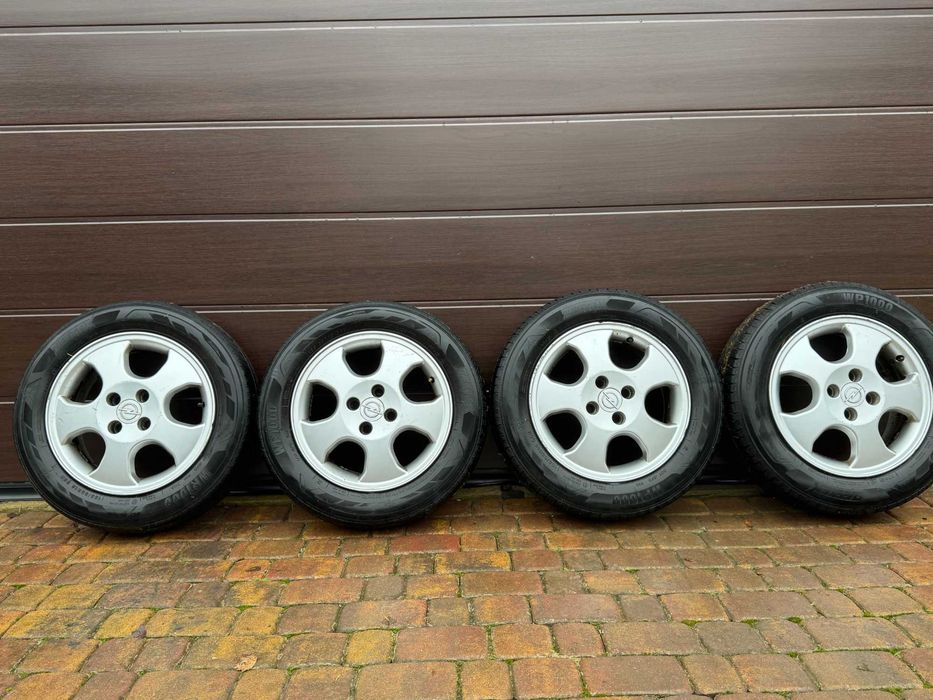 Komplet felg aluminiowych - Opel Astra G