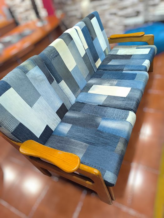 Sofá-Cama e 2 sofás individuais