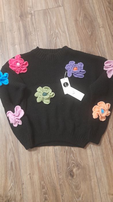 Sweter damski z metka