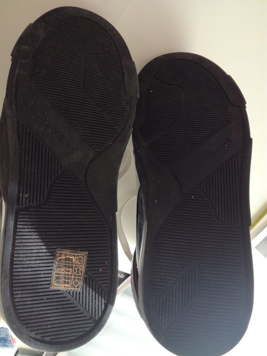 Sapatilhas Givenchy - 37 novas