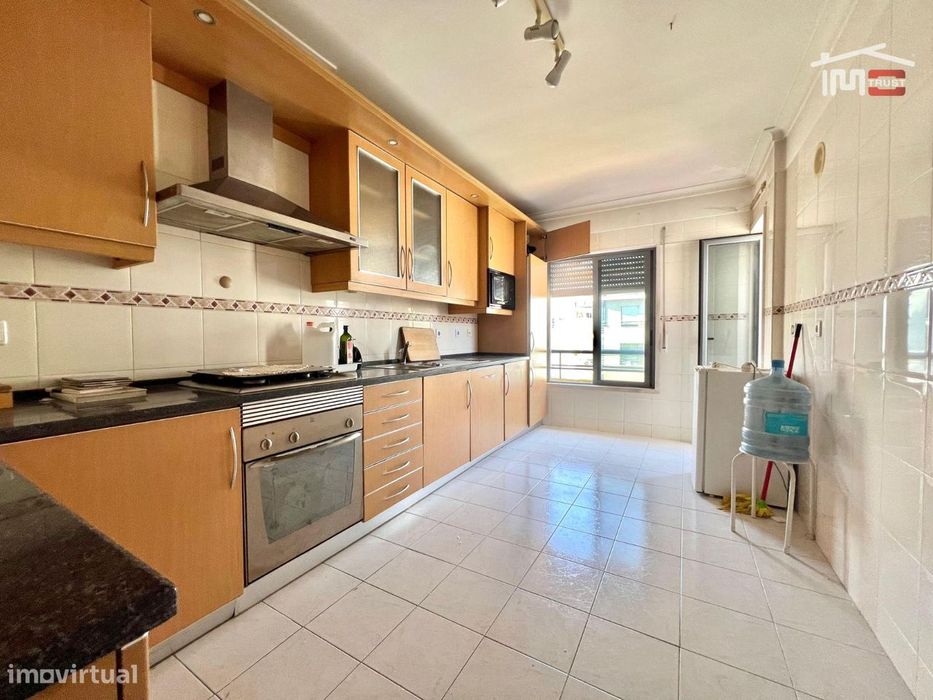 Apartamento T3 Colinas do Oriente - Elevador, Coz. Equipada, Parque...