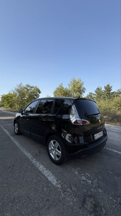 Renault Scenic | Reno | 3 поколение Рено Сценик 1,5 дизель