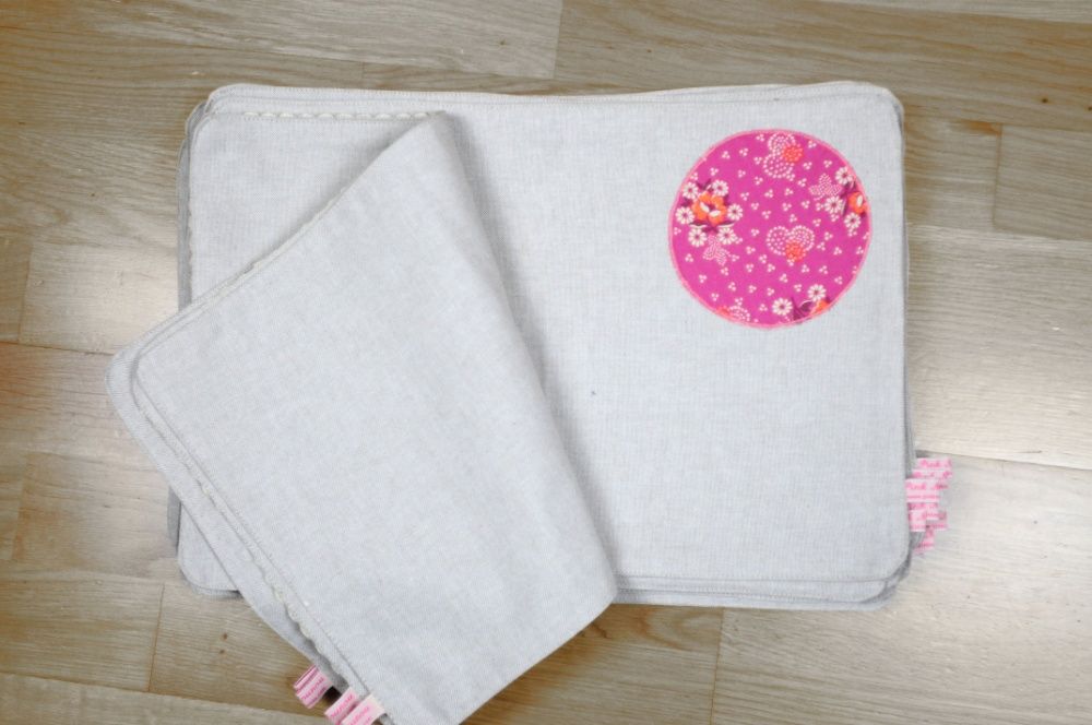 conjunto de individuais em tecido alinhado