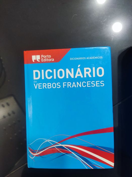Dicionários francês - português