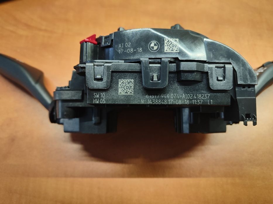 Коммутационный центр в рулевой колонке