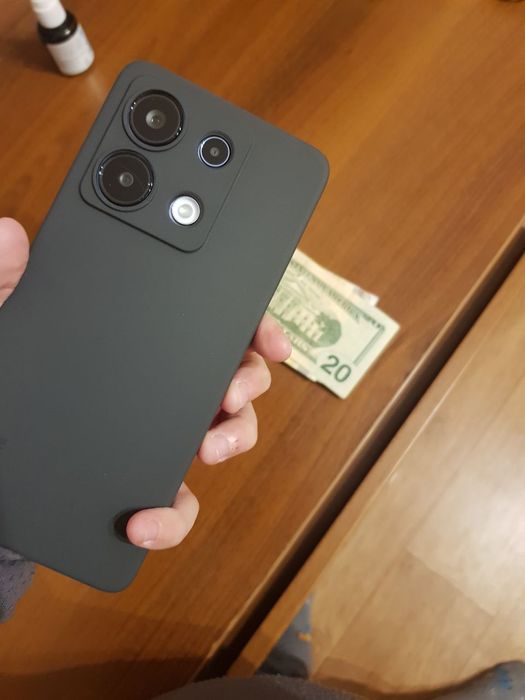 Телефон Redmi note 13 128/4