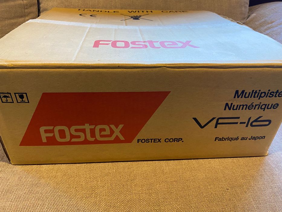 Fostex VF-16 mesa mistura / gravador multi-pistas digital
