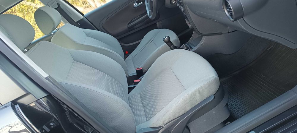 SeAt IbIzA *Mały Przebieg*KLIMA*5-D*Czarna Perła*Zadbana