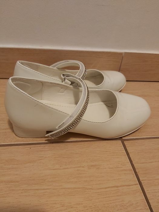 Buty komunijne 34