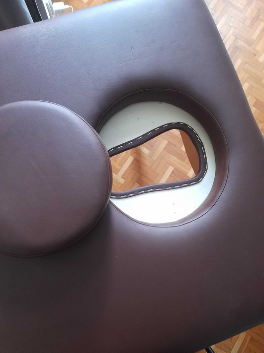 Stół do profesjonalneg masażu