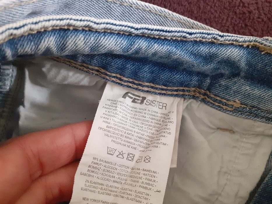 Spodenki krótkie na lato New Yorker jeansowe szorty roz M