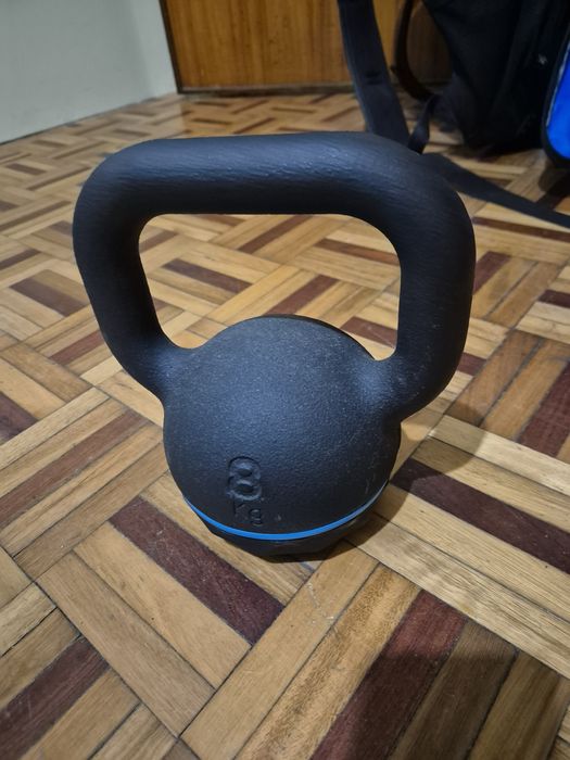 Kettlebel 8kg - Pouco usado