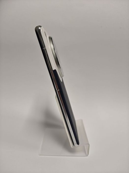 16/512 Oppo Find X7 Ultra