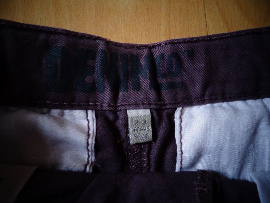 Sprzedam nowe spodenki Denim rozmiar 2-3lata 92-98cm.