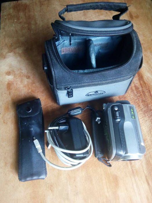 Видеокамера JVC, 34-х зум, 30gb память