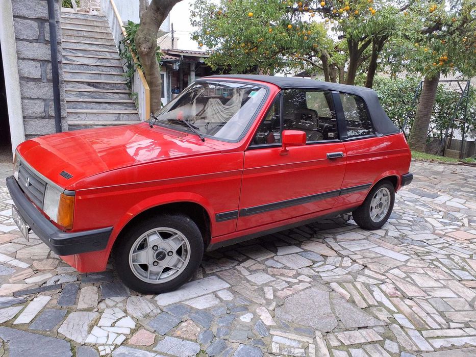 Talbot Samba Cabriolet Vermelho