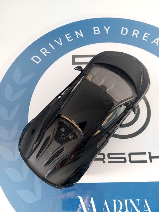 Carro Miniatura 1:18 (McLaren 570S)