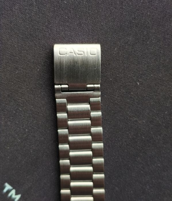 CASIO vintage digital watch NOVO
