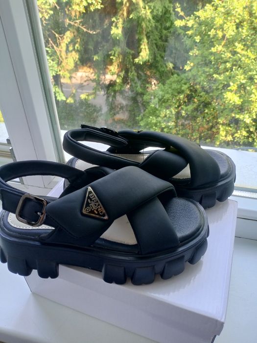 Босоніжки  33р Нові