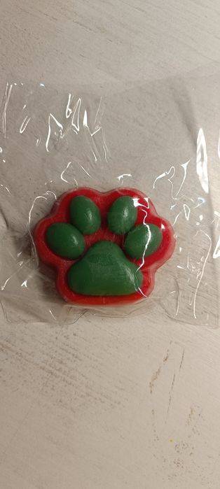 Новорічна таба лапка