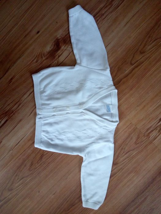 Sweterek biały dziecięcy