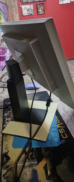 Монітор Fujitsu B22W-5 22" динаміки з кабелями