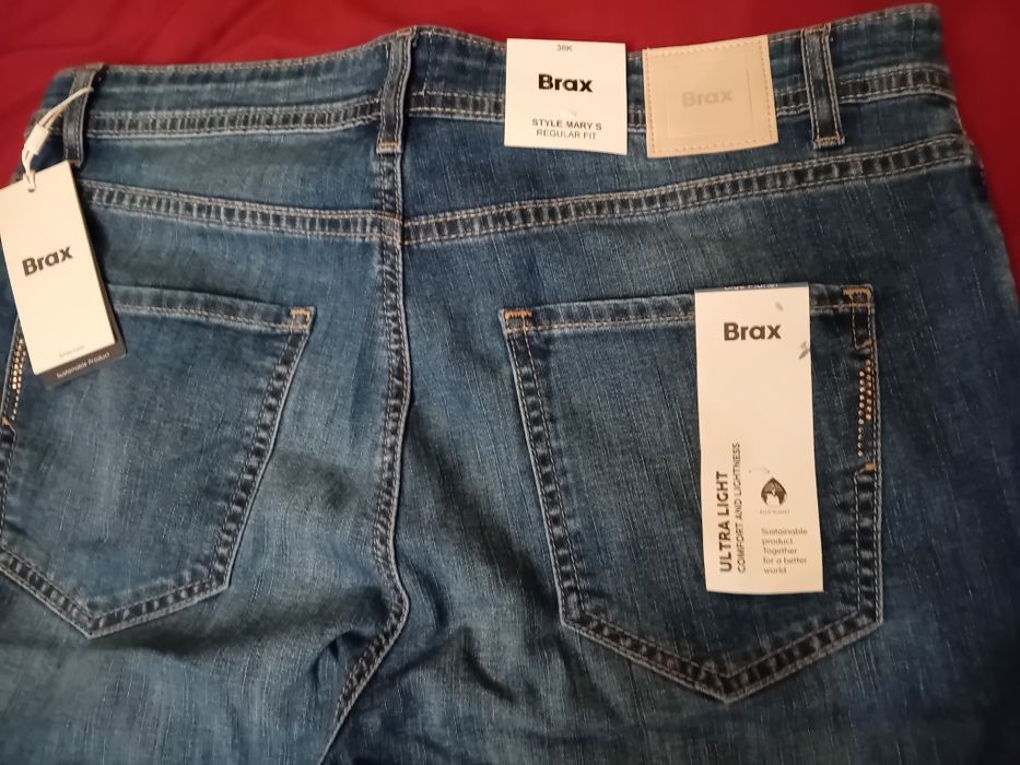 Джинси Brax моделі Mary S Regular Fit