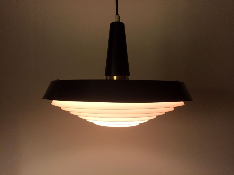 Candeeiro Kaiser Leuchten em preto e branco anos 60