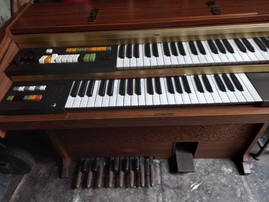 Organy Hohner  Symphonie D-92