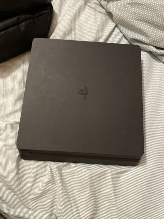 PlayStation 4 Slim 500GB