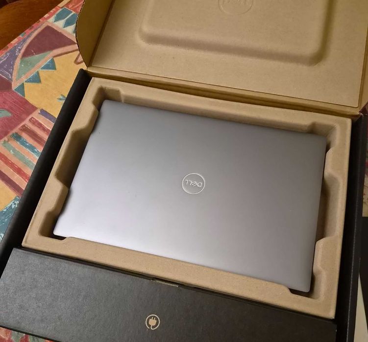NOWY Dell Precision 5490 Ultra 7 RTX A2000 8 GB /165H /32GB RAM/1TB/SSD Win11 PRO