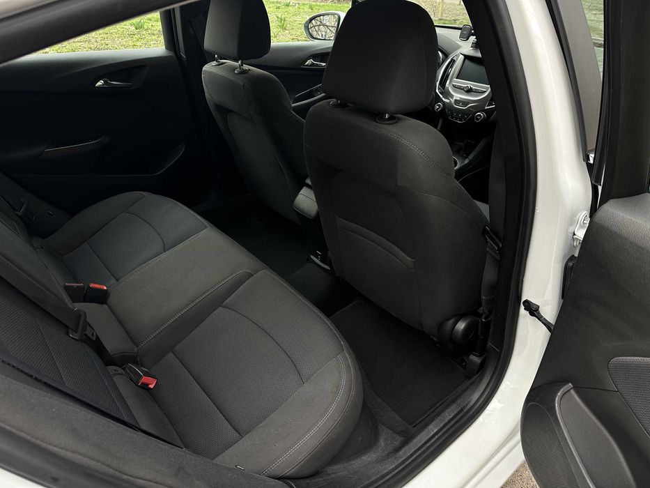 Продам Chevrolet Cruze 2017 года выпуска.