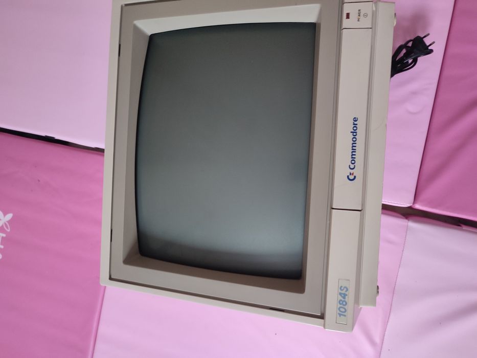 Monitor Commodore 1084S-P Oryginalny