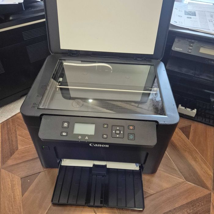 Компактное МФУ Canon MF112. Обслужен заправлен . Внутри тот же 3010