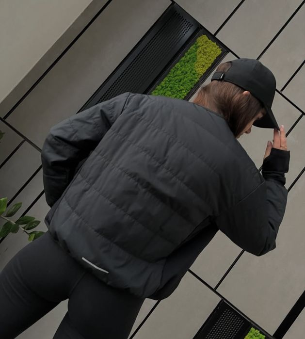 Жіноча куртка Nike swift tf fill jkt (FB7511-010)