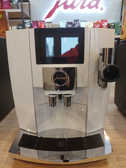 Jura J8 EA Piano White RATY