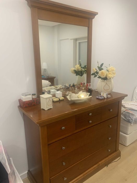 Bom Preço Mobilia Completa de Sala , Quarto Casal e Hall em Cerejeira.