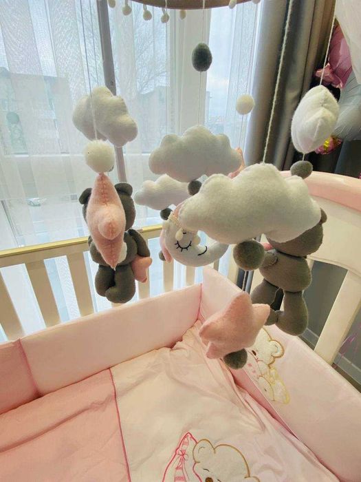 Ліжко дитяче, кроватка з музичним мобілем