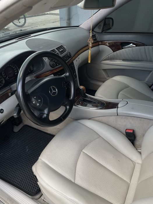 Mercedes e211 , мерседес е211 elegance ( 2.2 дизель )