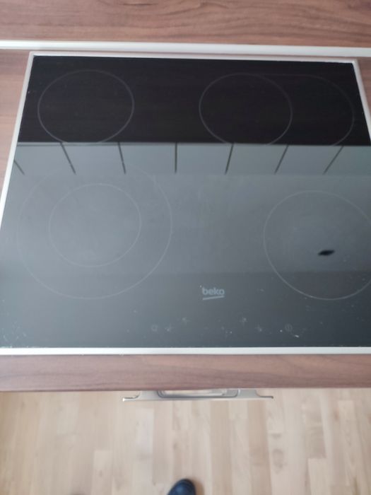 Kuchnia ze sprzętem AGD