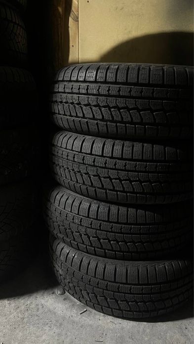 Комплект зммової гуми 195/60/15