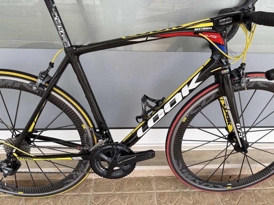 Bicicleta de estrada Look - Muito bem equipada!