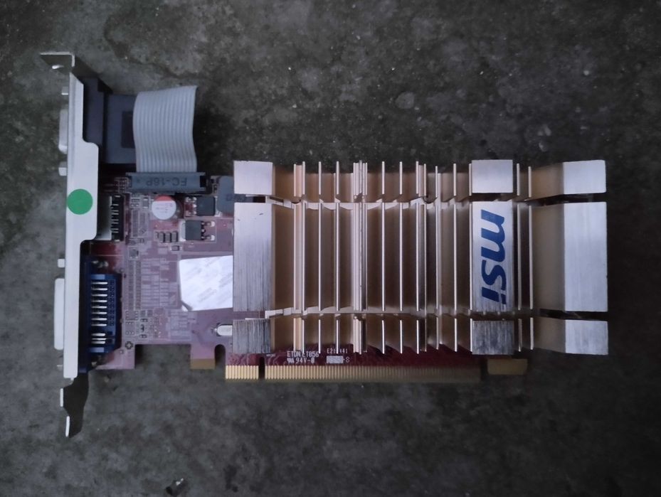 Видеокарта Radeon 4350 (1Gb)