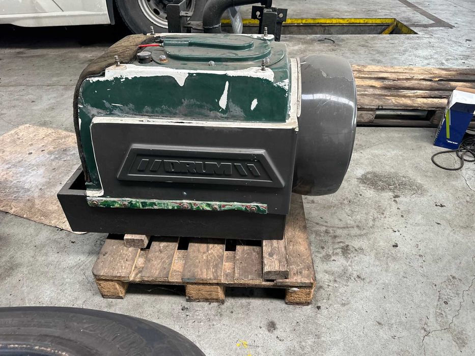 Cementonaczepa -  silos , cysterna