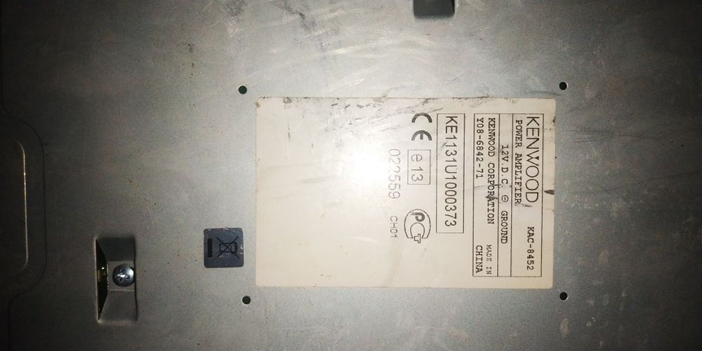 Автоусилители KENWOOD  2 шт. Комплект 6000.   Цена  каждого по 3500 гр