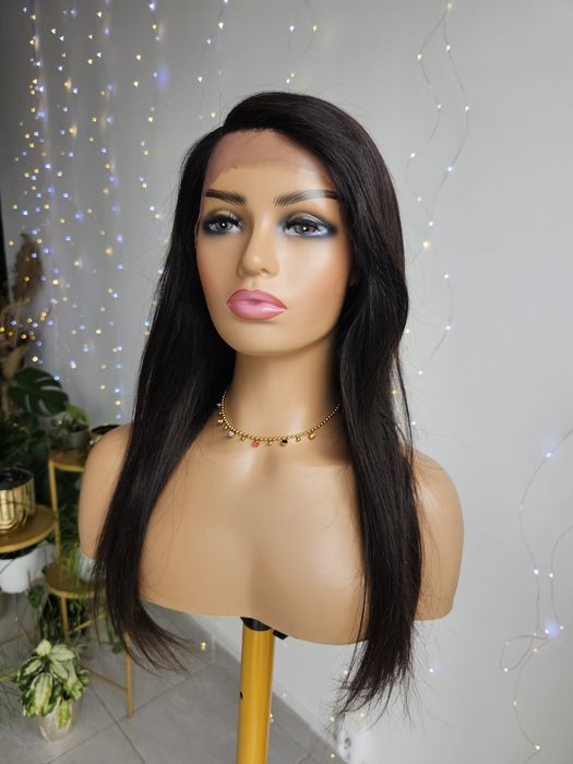 Naturalna długa peruka Aga w 100% włosy z włosów naturalnych lacefront