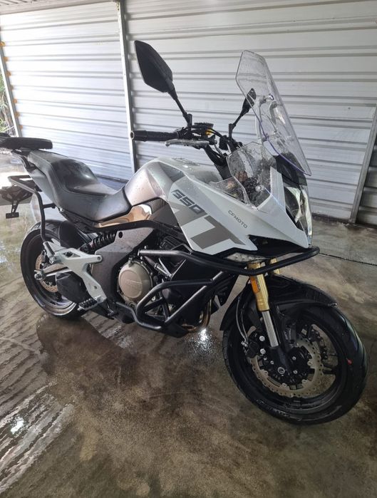 CF MOTO 650 MT poucos kms