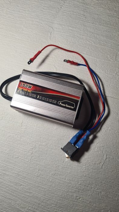 Інвертор инвертор преобразователь напряжения  150W DC 12V to AC 220V