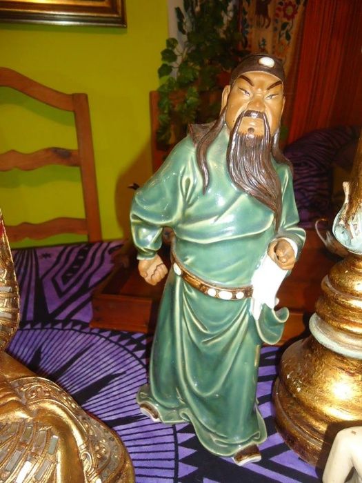 Antigo Chinês em Porcelana