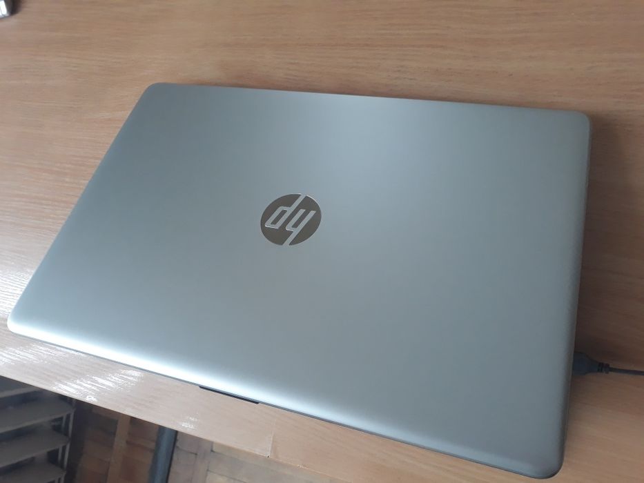 Ноутбук 15.6"/AMD A10 (4 ядра)/8GB RAM/HDD - для навчання та роботи